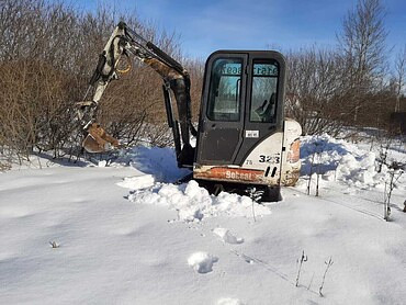 Копка ям, котлованов, колодцев, септиков. Бурение ям