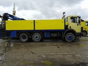 Мерседес 2422