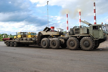 Маз 537 "Ураган"+ ЧМЗАП 9990