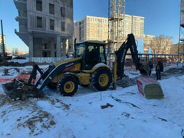 Volvo BL6171, JCB 3CX