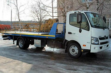Hyundai 730