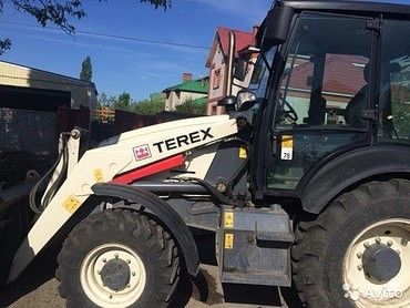 TEREX 820