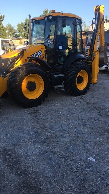 JCB 4CX