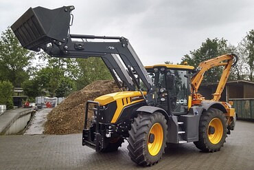 JCB 4CX