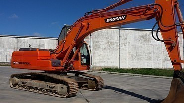 Корчевание деревьев, пней и кустарников