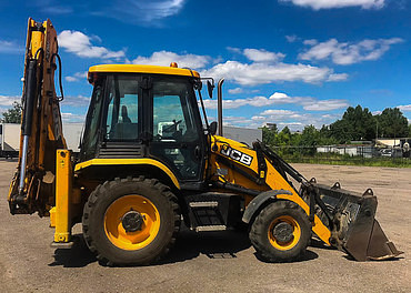 JCB 4CX