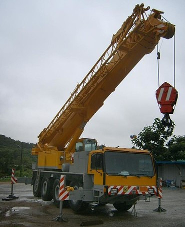 LIEBHERR 1070