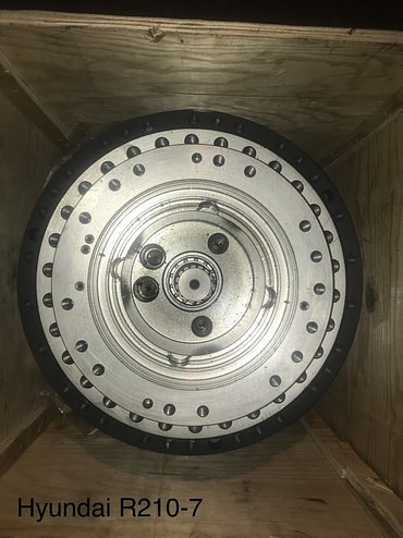 Запчасти для экскаваторов строительных Hyundai, Komatsu, JCB и других