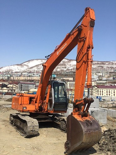 Hitachi 120