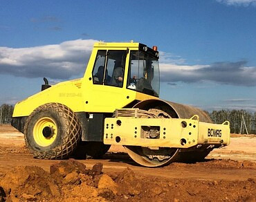 Bomag BW 211 D-40
