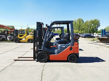 TOYOTA 02-8FG18