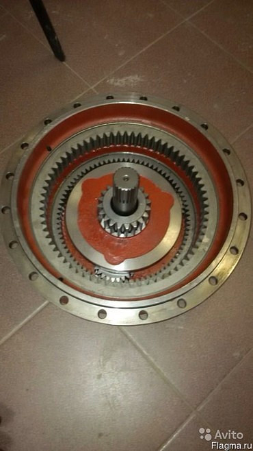 JS240\260, Первая планетарная передача JCB JS240/260