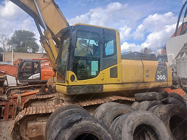 komatsu pc 300