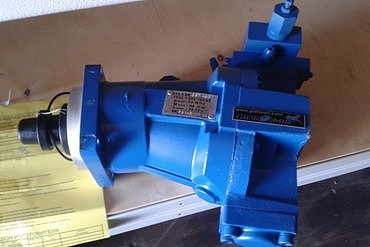 Гидромоторы гидронасосы для экскаваторов-погрузчиков