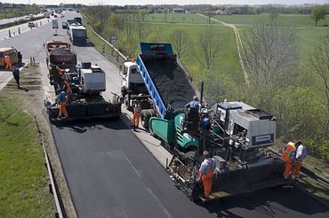 Работы по асфальтированию