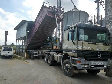 Мерседес Актрос