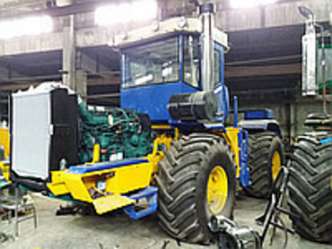 Сервисное обслуживание тракторов и комбайнов Valtra, Deutz-Fahr, Sampo, Terrion, Кировец, а также мостов Carraro.