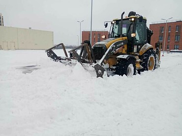 Уборка и вывоз снега