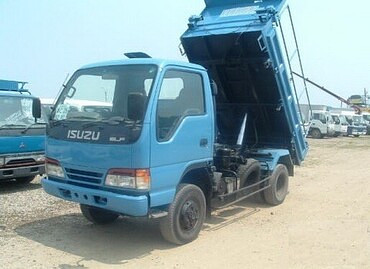 ISUZU
