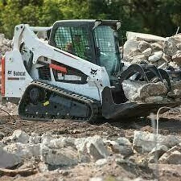 BOBCAT 590