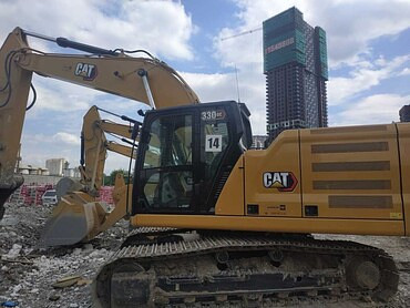 CAT 330GC