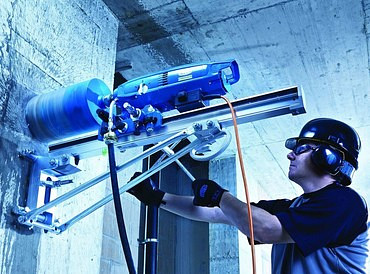 Алмазное бурение отверстий услуги