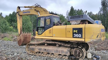 KOMATSU PC360-7