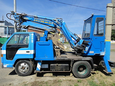 Исузу -Эльф