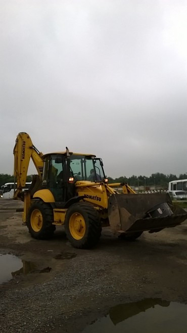 Komatsu wb93s