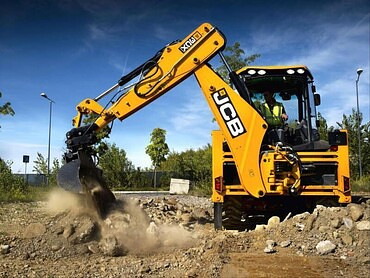 JCB-3CX