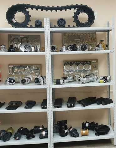 Запчасти для мини-экскаваторов Hitachi, Bobcat, Soosan и других