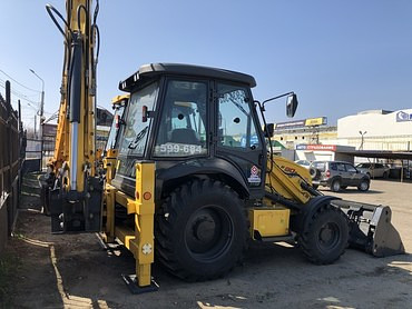 Копка траншей под фундамент