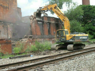 Демонтаж строений