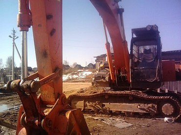 Hitachi ZX 210H-3