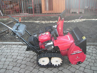 Предлагаю убрать снег с крыши