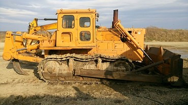 коматсу д155а1