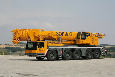 Liebherr LTM 1220-5.2