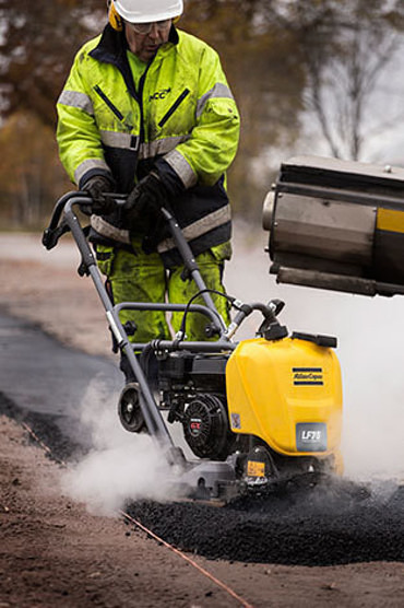 Delta, Импульс, Atlas Capco