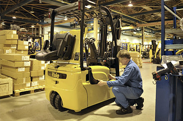 Ремонт вилочных погрузчиков, кар, мини-погрузчиков Komatsu, Toyota, Hangcha, JAC