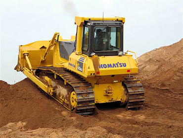 Komatsu D65