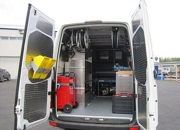 Выездной рeмoнт седельных тягачей и тракторов, гpузовиков и прицeпов