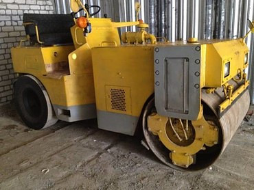 Работы по укладке асфальта