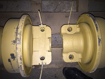 Каток опорный однобортный для бульдозеров