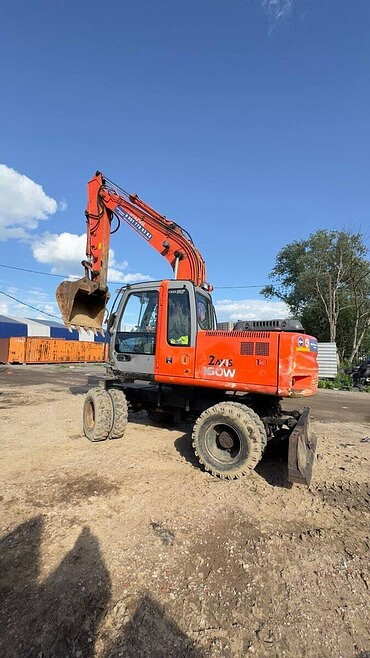 HITACHI ZX160W