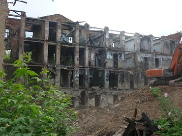 Слом зданий и домов