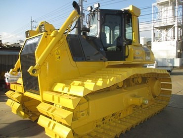 Komatsu D65PX-15