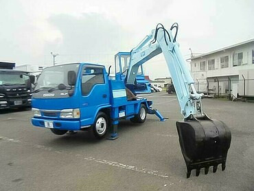 isuzu ELF