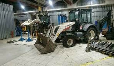 Ремонт экскаваторов-погрузчиков с выездом