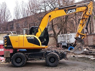 JCB