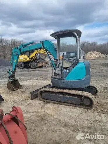 Kobelco SK35SR